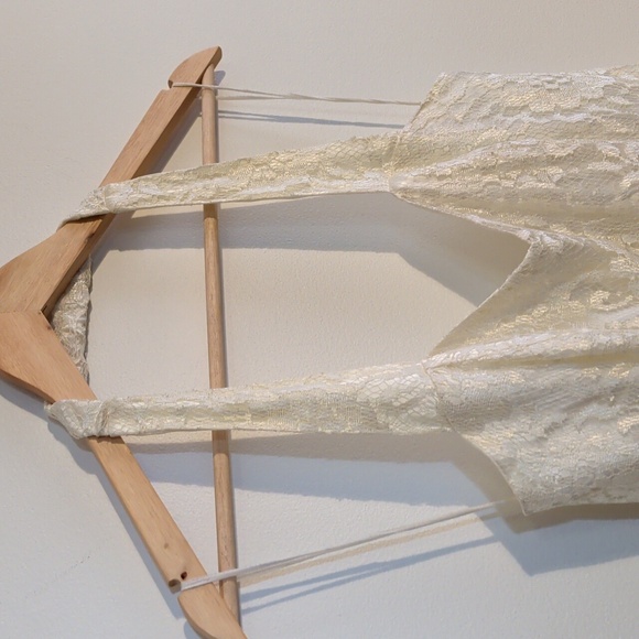 VINTAGE NU MODE cream lace dress - size small - Picture 4 of 15
